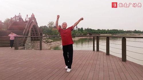 吃瓜群众心经舞,揭秘网络热议背后的真相与智慧